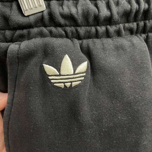 Adidas stripped joggers - Picture 4 of 5